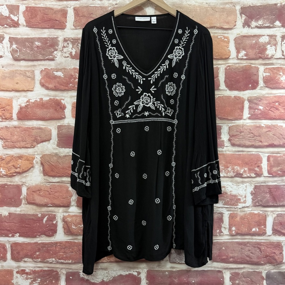 Susan Graver Tunic Top Women's XL Black Boho Floral Embroidered Pocketed Shirt